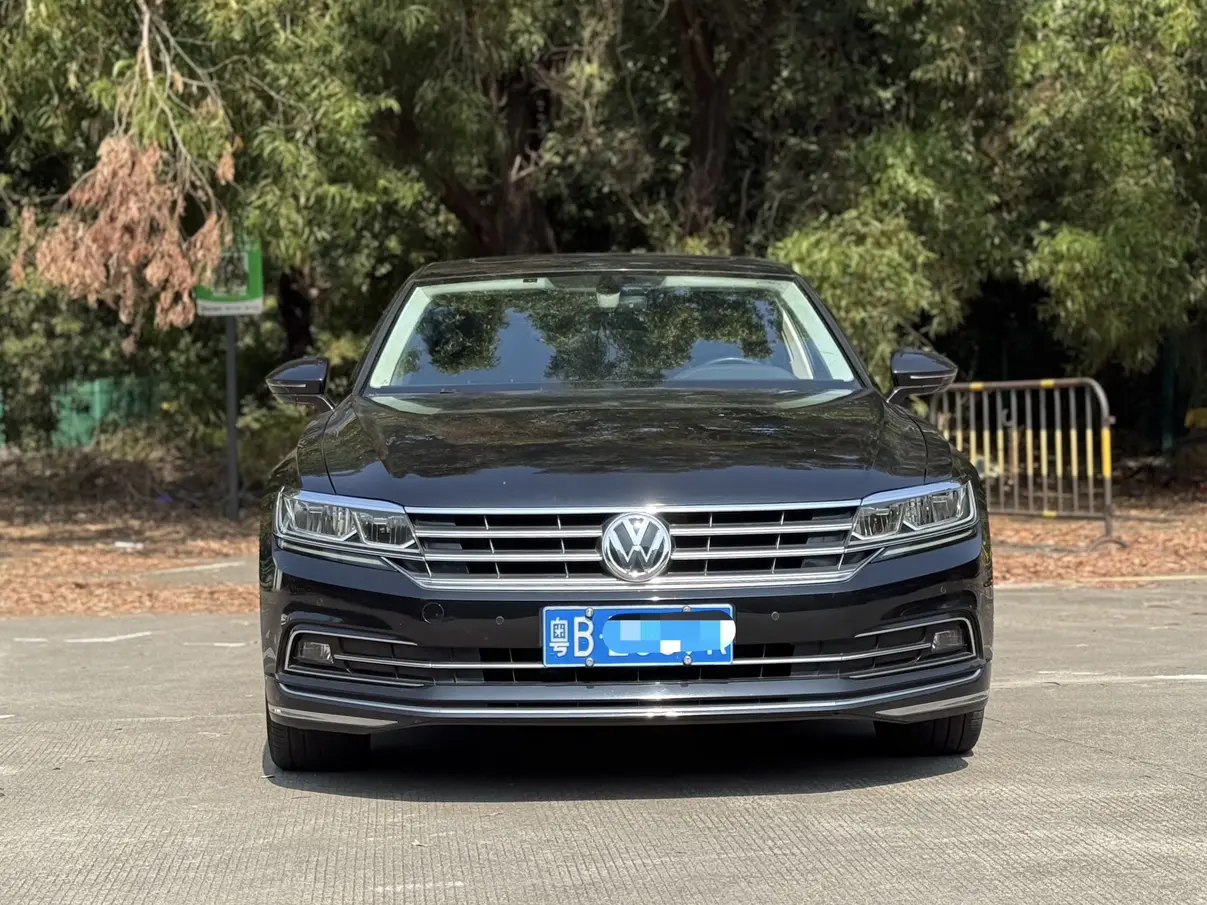 Volkswagen Hui Ang  из Китая