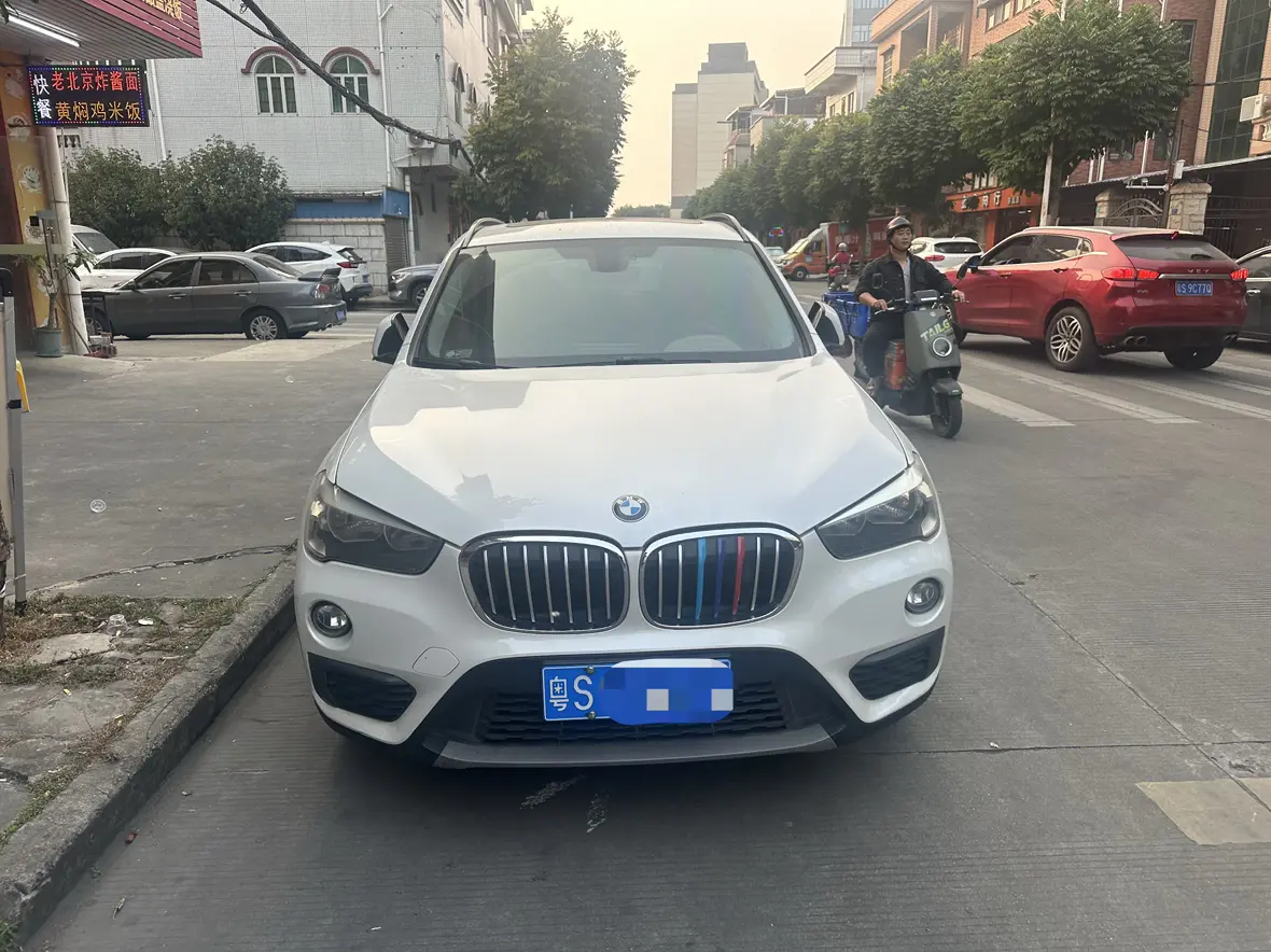 BMW X1  из Китая