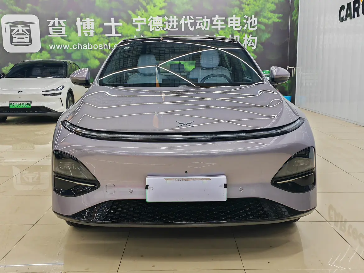 Xpeng G6  из Китая