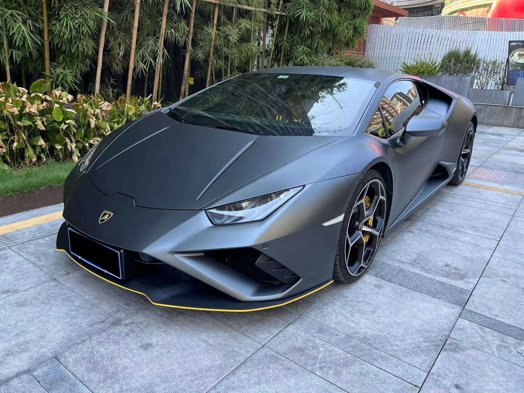 Lamborghini Huracán  из Китая