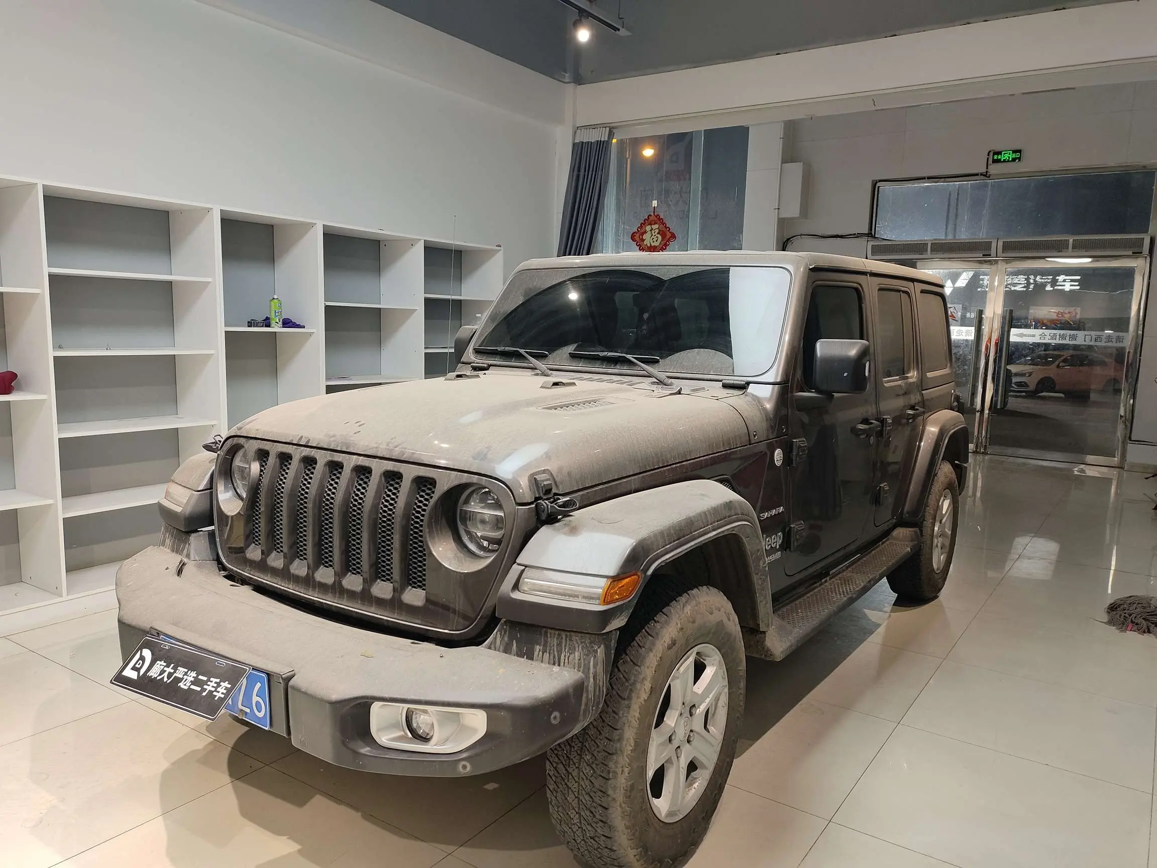 Jeep Wrangler  из Китая