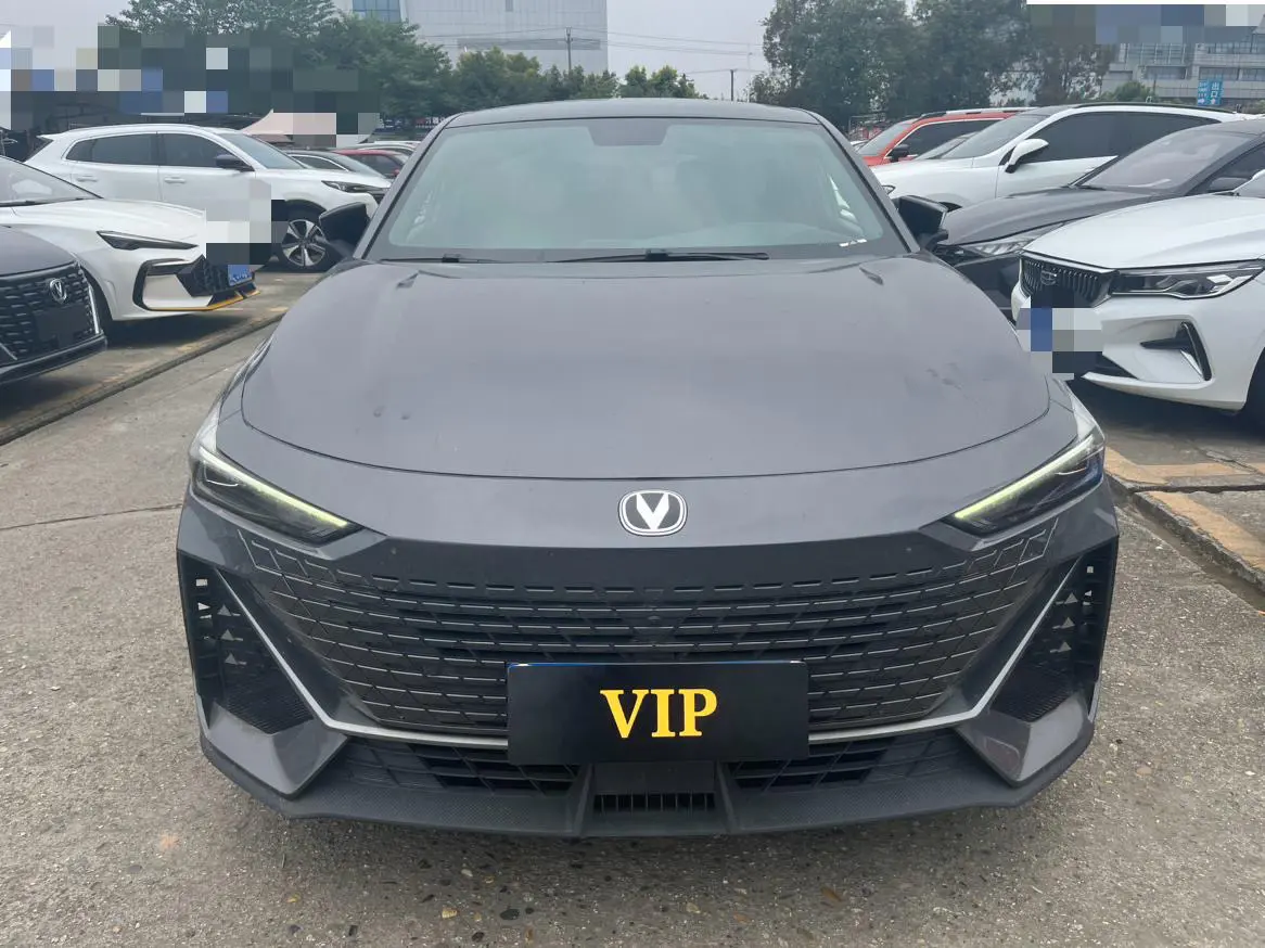 Changan UNI-V  из Китая