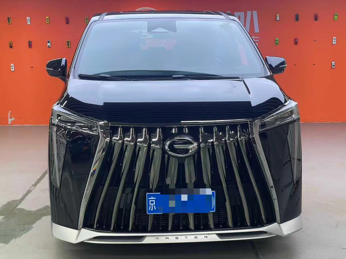 GAC Trumpchi M8  из Китая