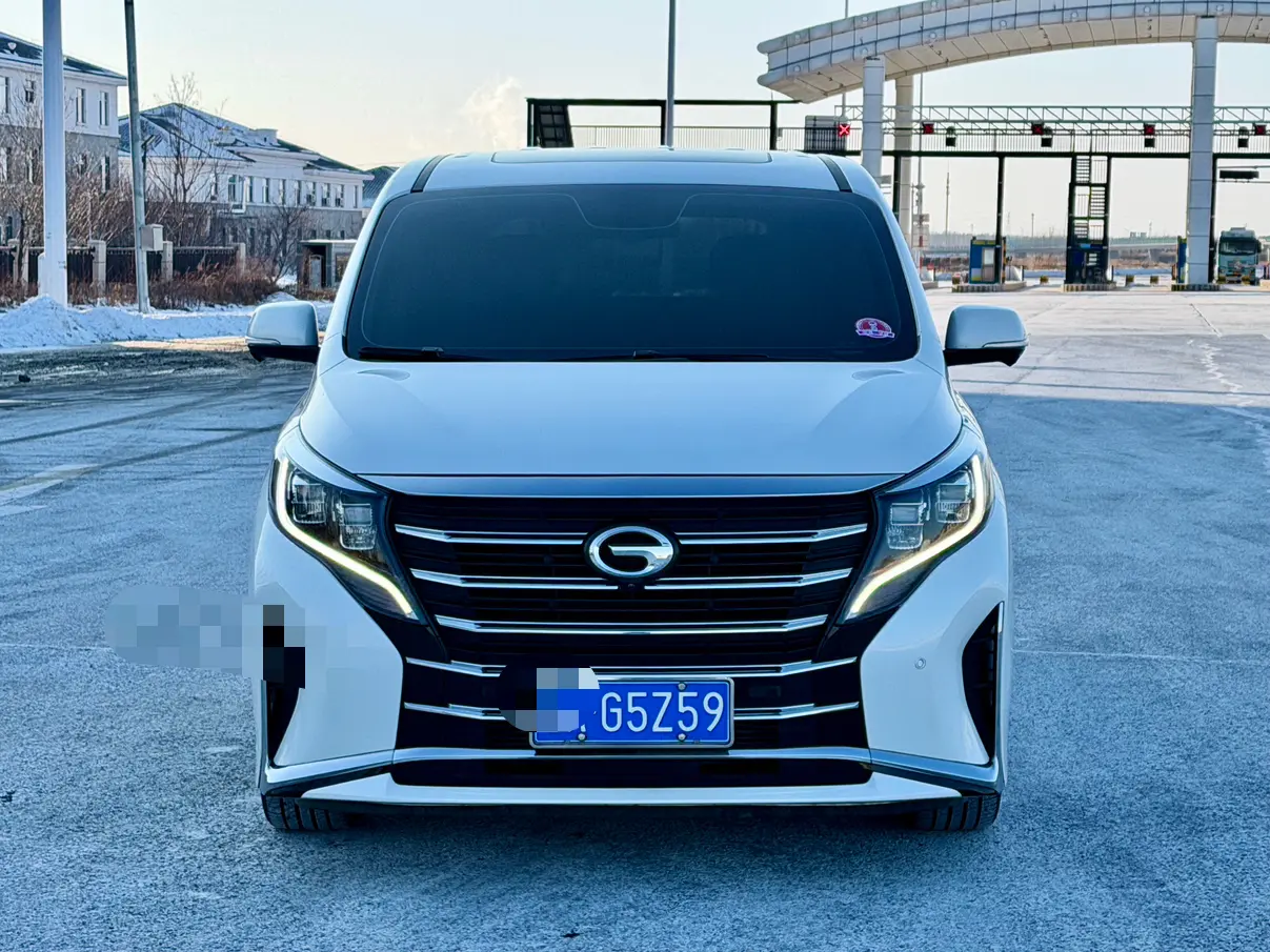GAC Trumpchi M8  из Китая