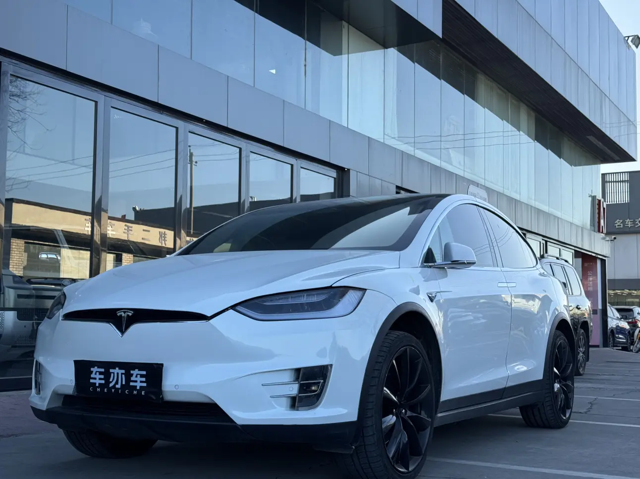 Tesla Model X  из Китая