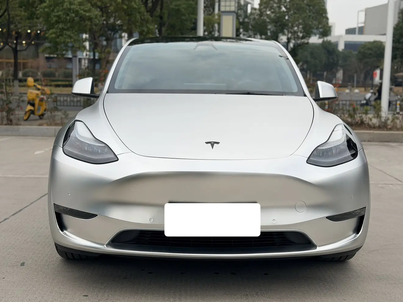 Tesla Model Y  из Китая