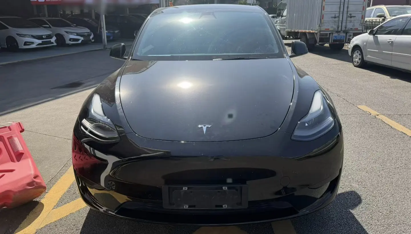 Tesla Model Y  из Китая