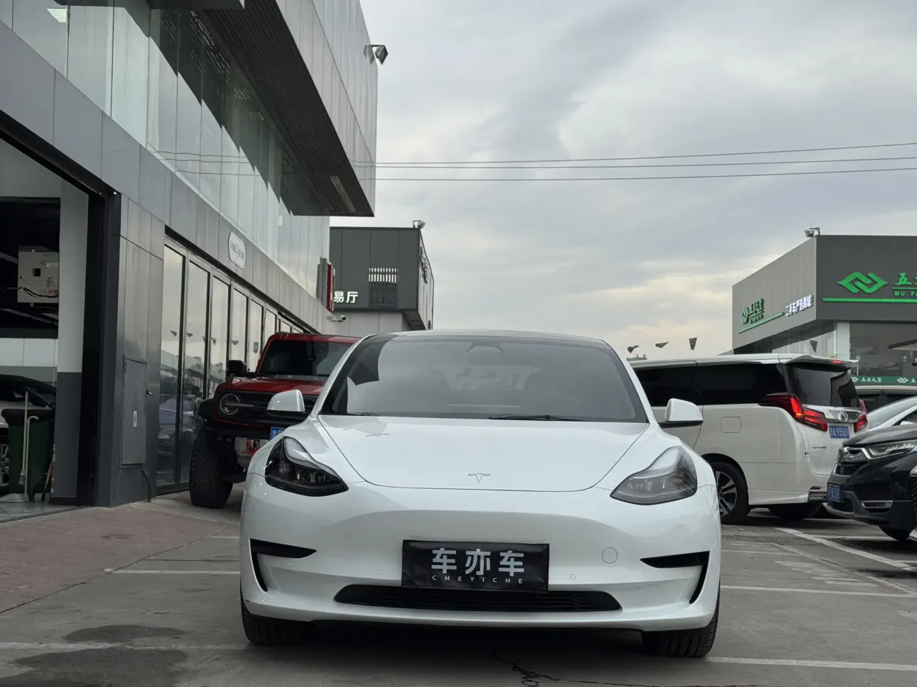 Tesla Model 3  из Китая