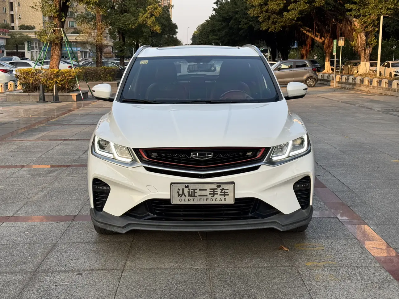 Geely Coolray SX11 (Binyue)  из Китая