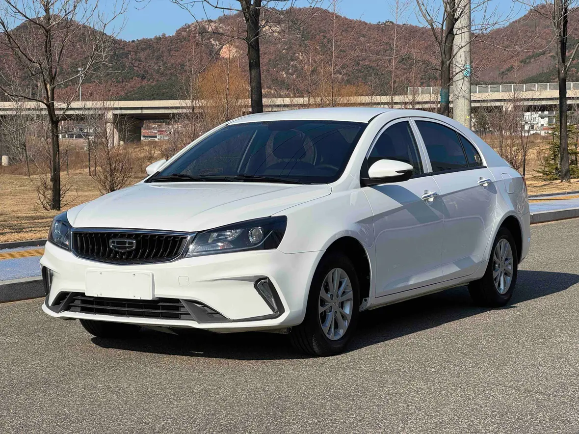 Geely Emgrand  из Китая