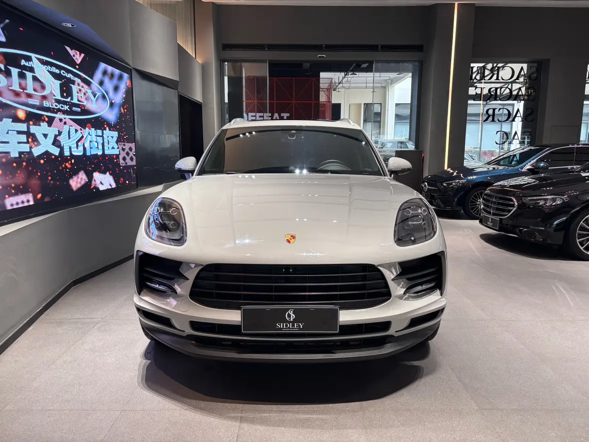 Porsche Macan  из Китая