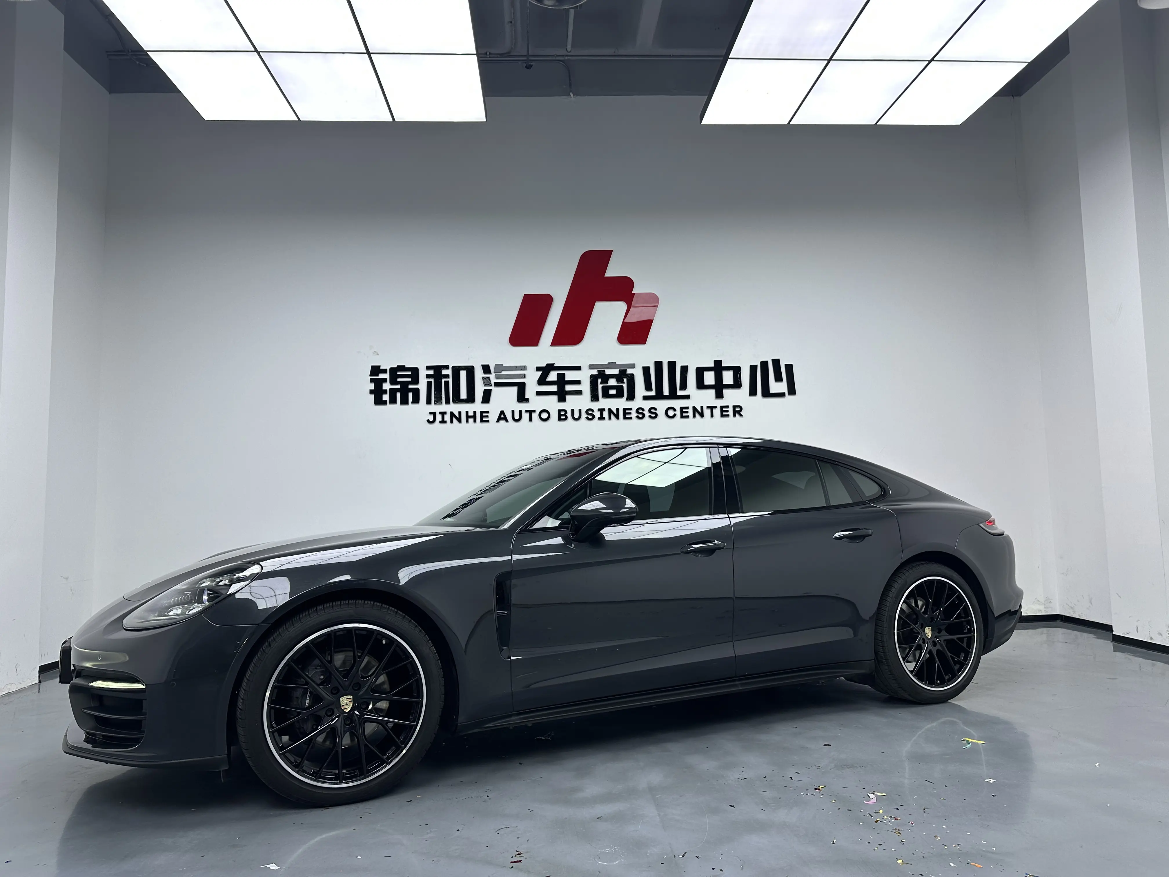 Porsche Panamera  из Китая