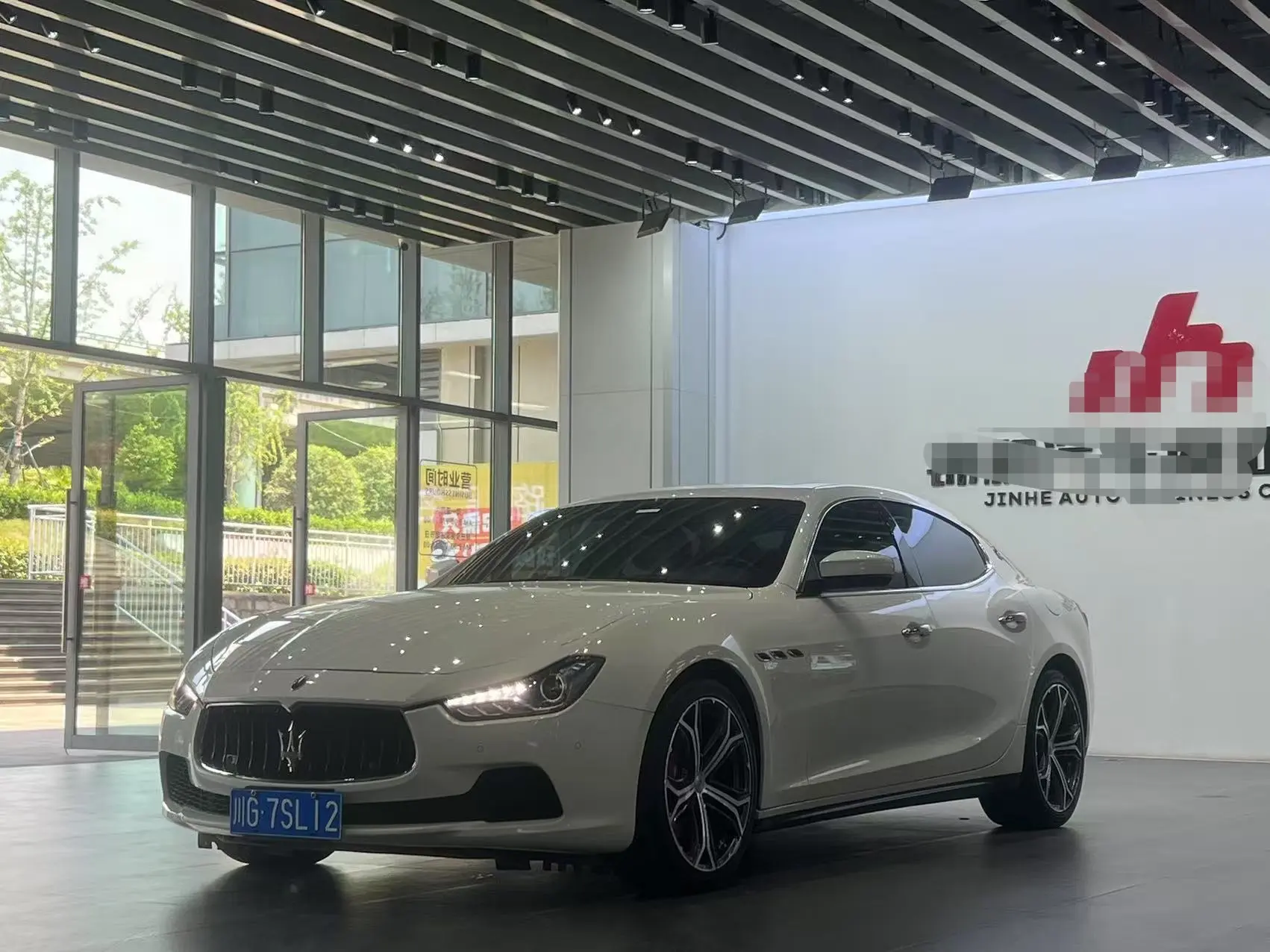 Maserati Ghibli  из Китая