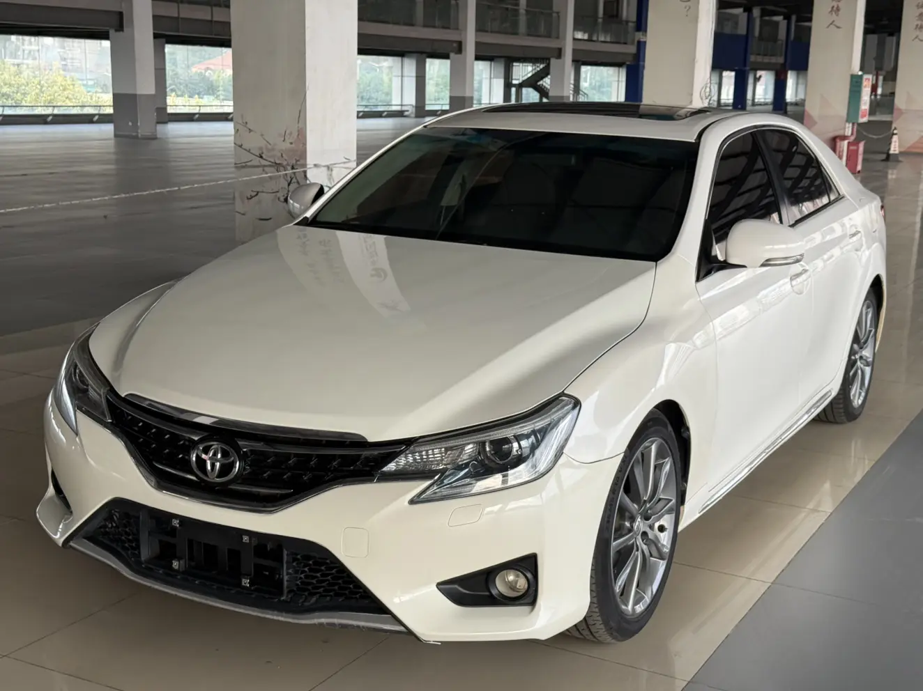 Toyota Ruizhi  из Китая