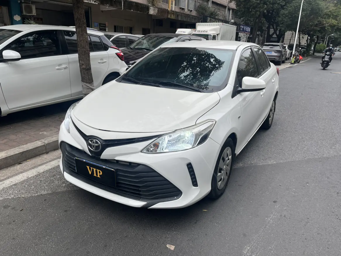 Toyota Vios  из Китая