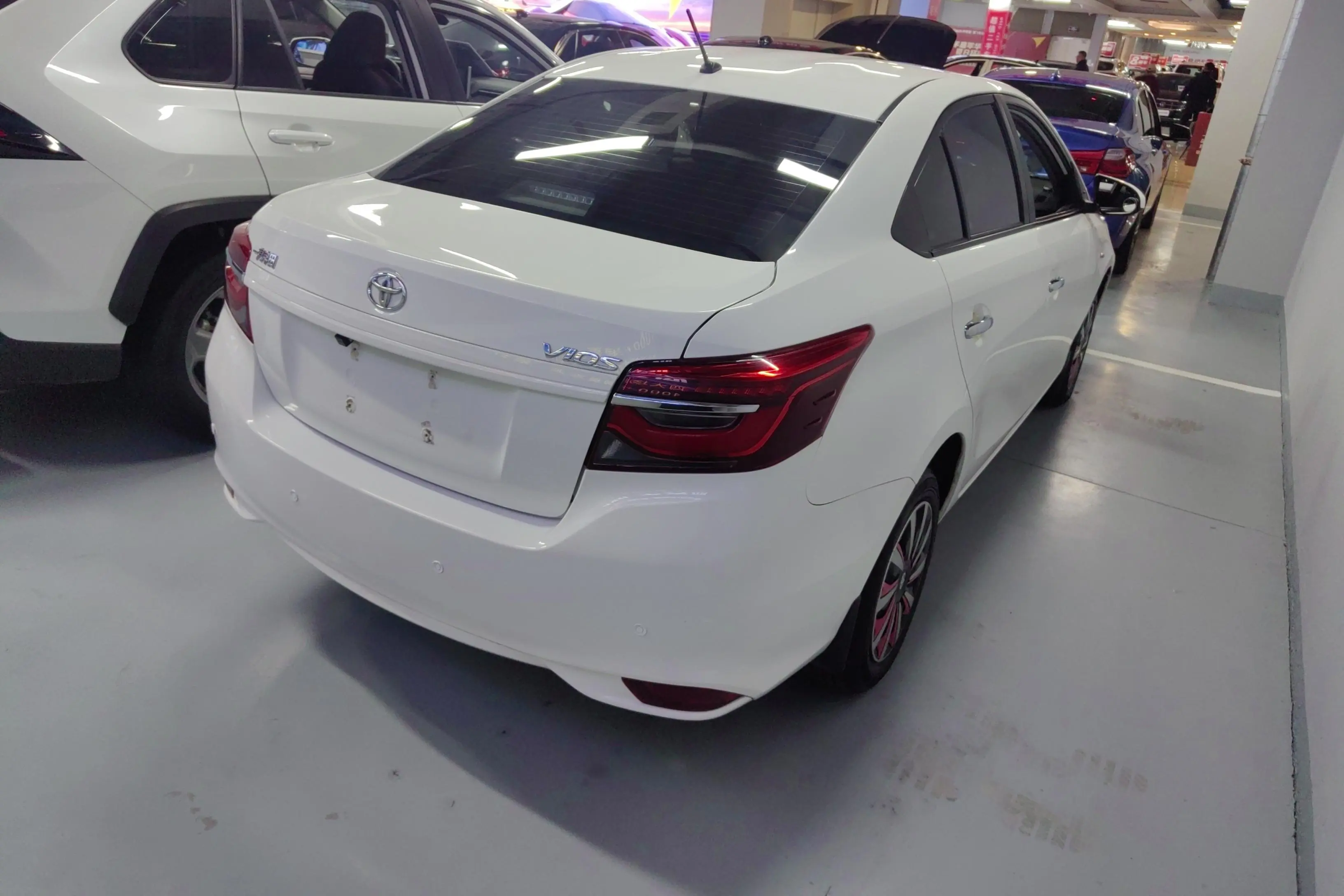 Toyota Vios  из Китая