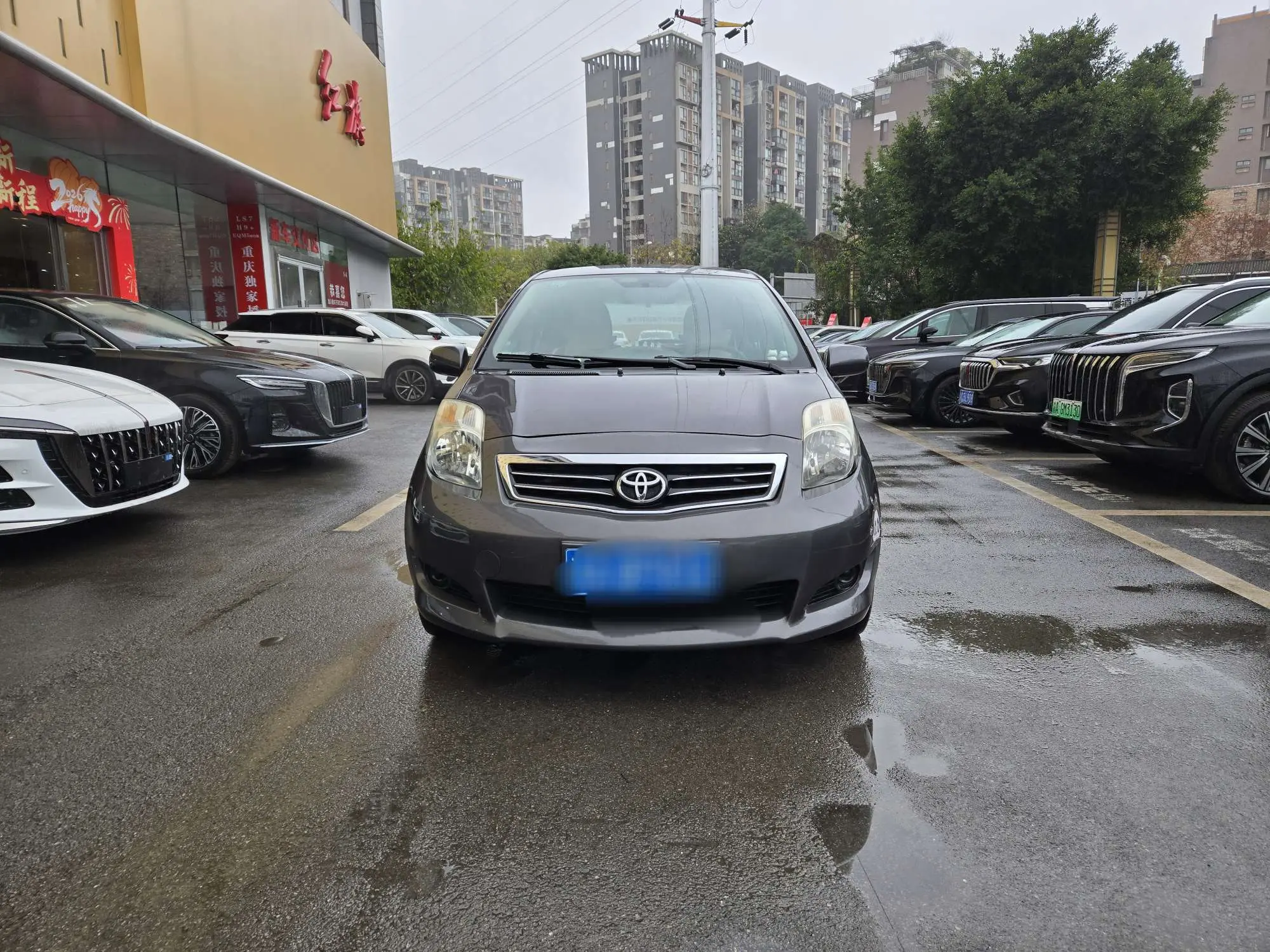 Toyota Yaris  из Китая