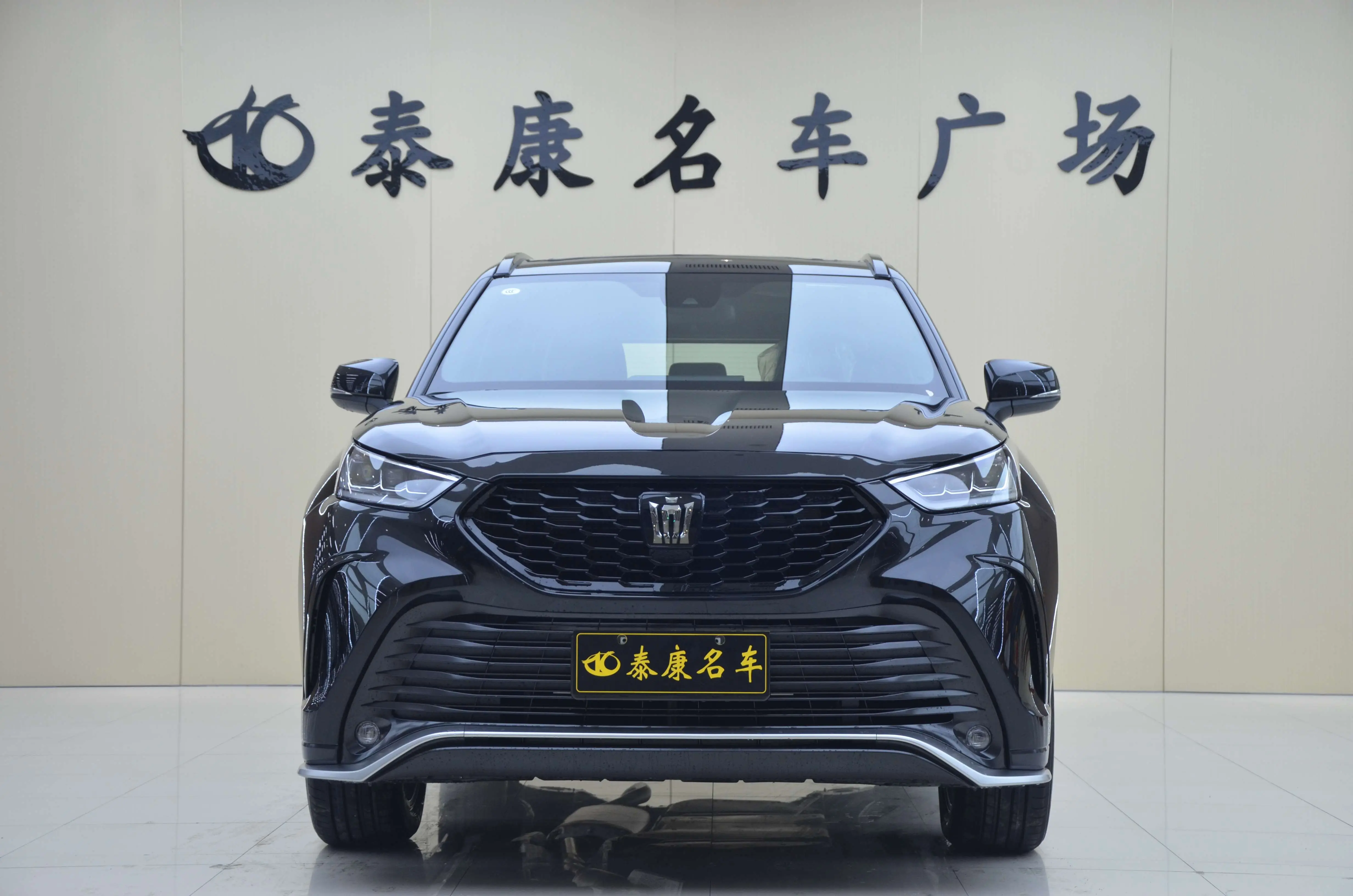 Toyota Crown Kluger  из Китая