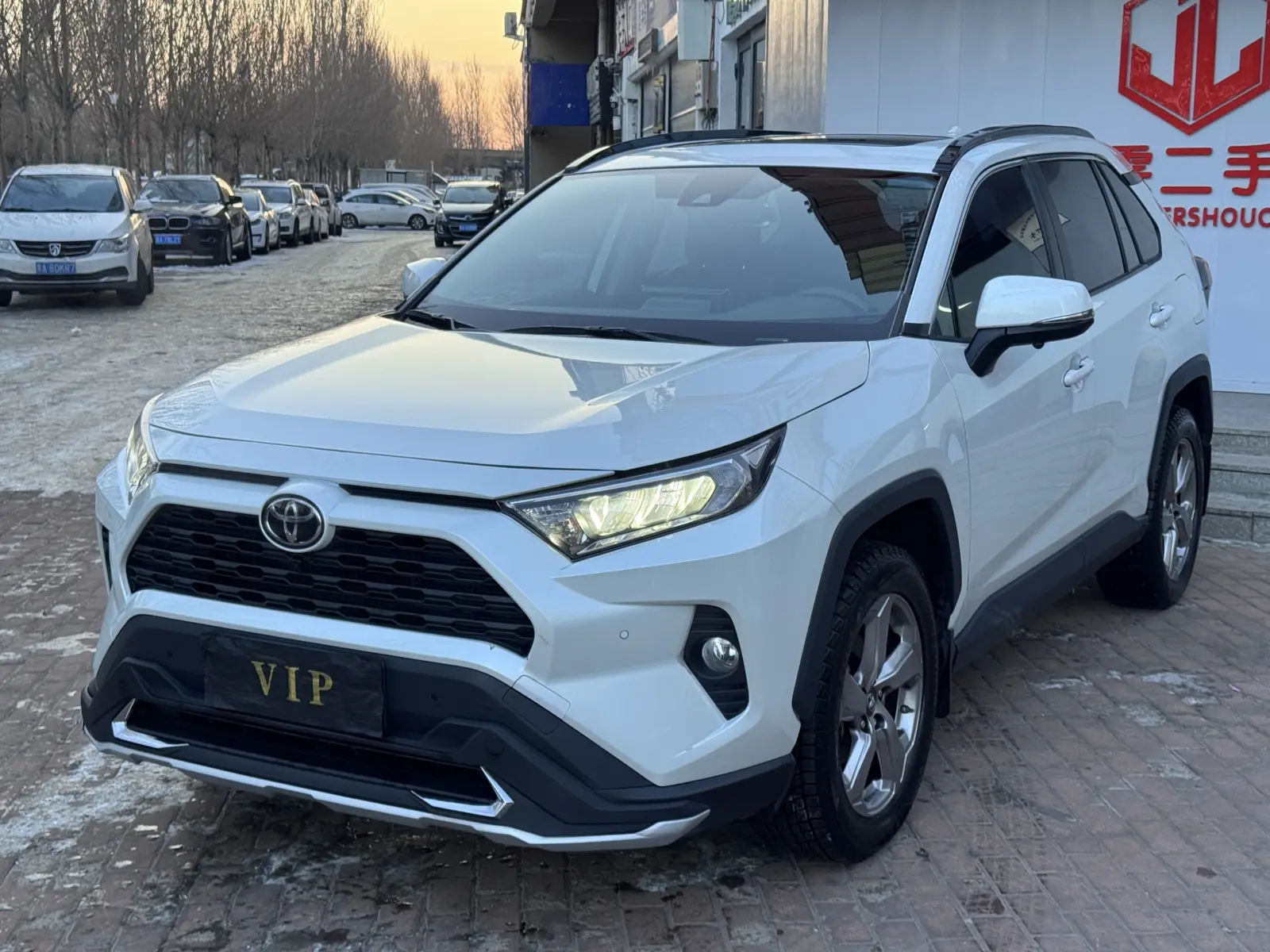 Toyota RAV4  из Китая