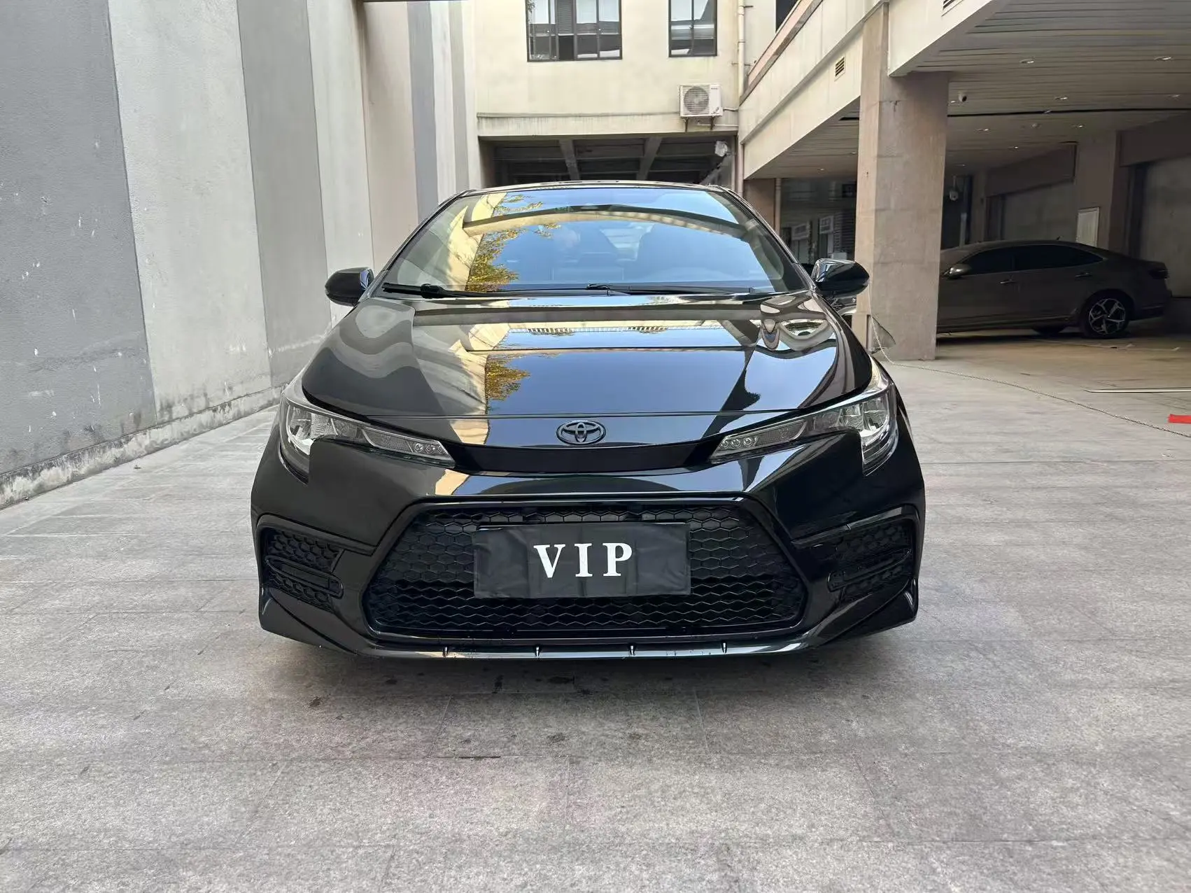 Toyota Levin (Lei Ling)  из Китая