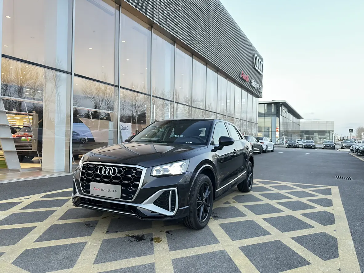 Audi Q2L  из Китая