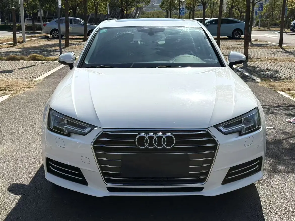 Audi A4L  из Китая