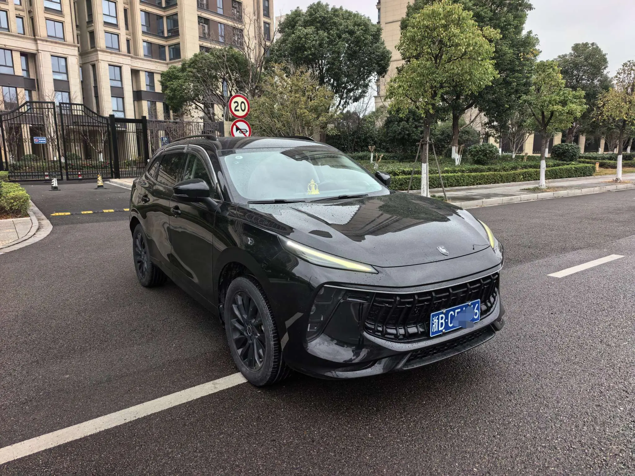 Forthing Fengxing T5 EVO  из Китая