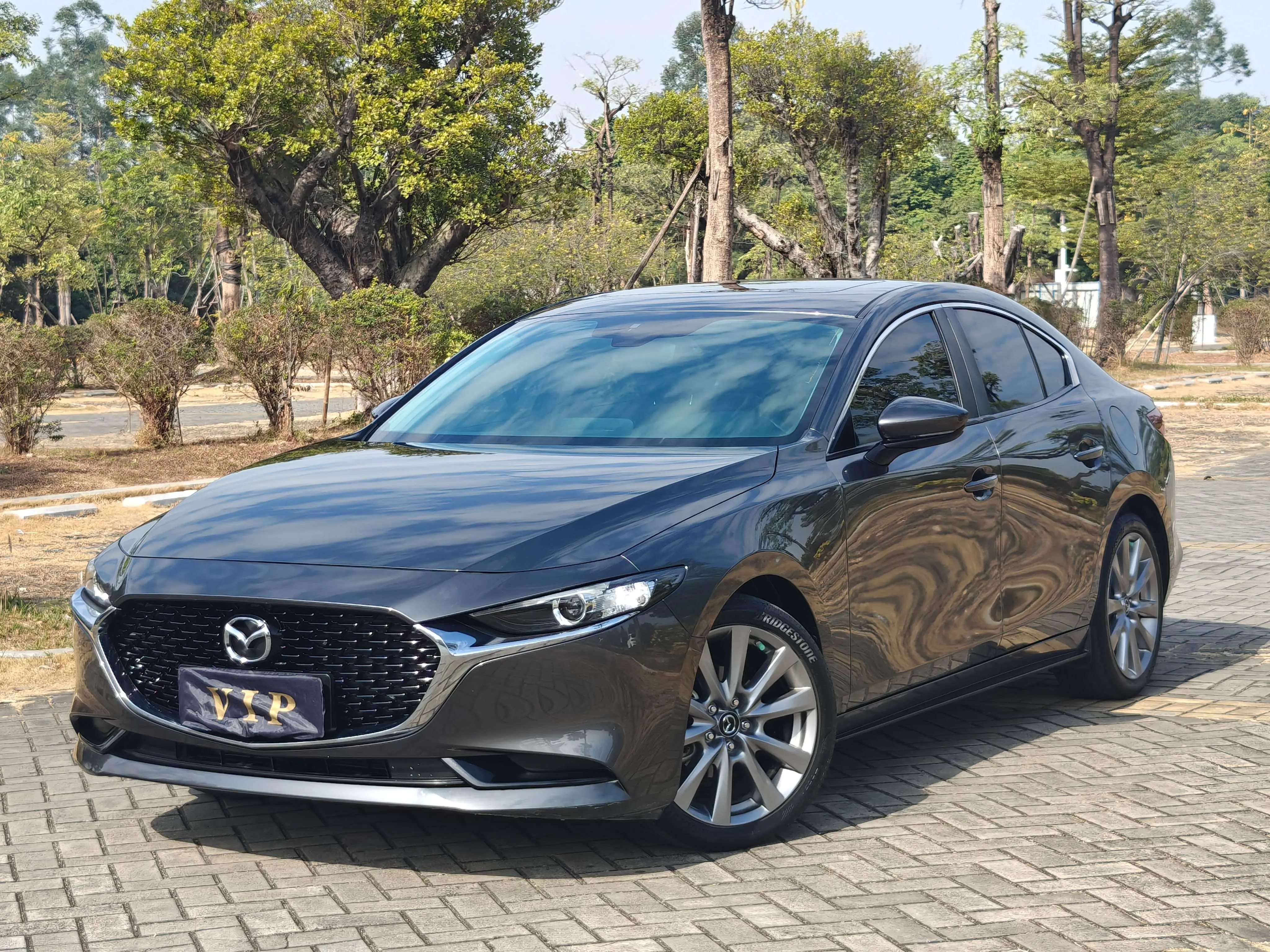 Mazda Axela (Mazda3)  из Китая