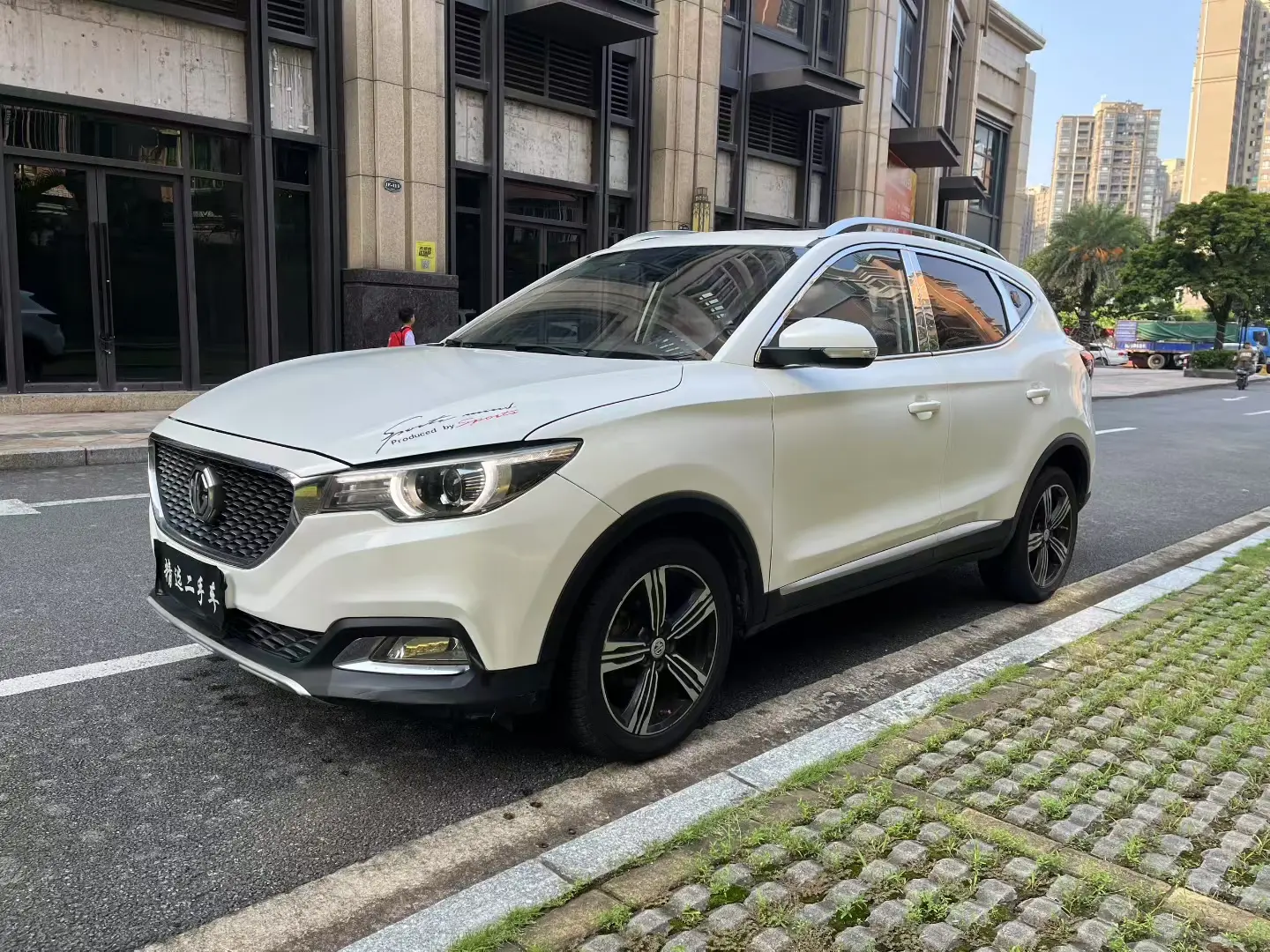 MG ZS  из Китая