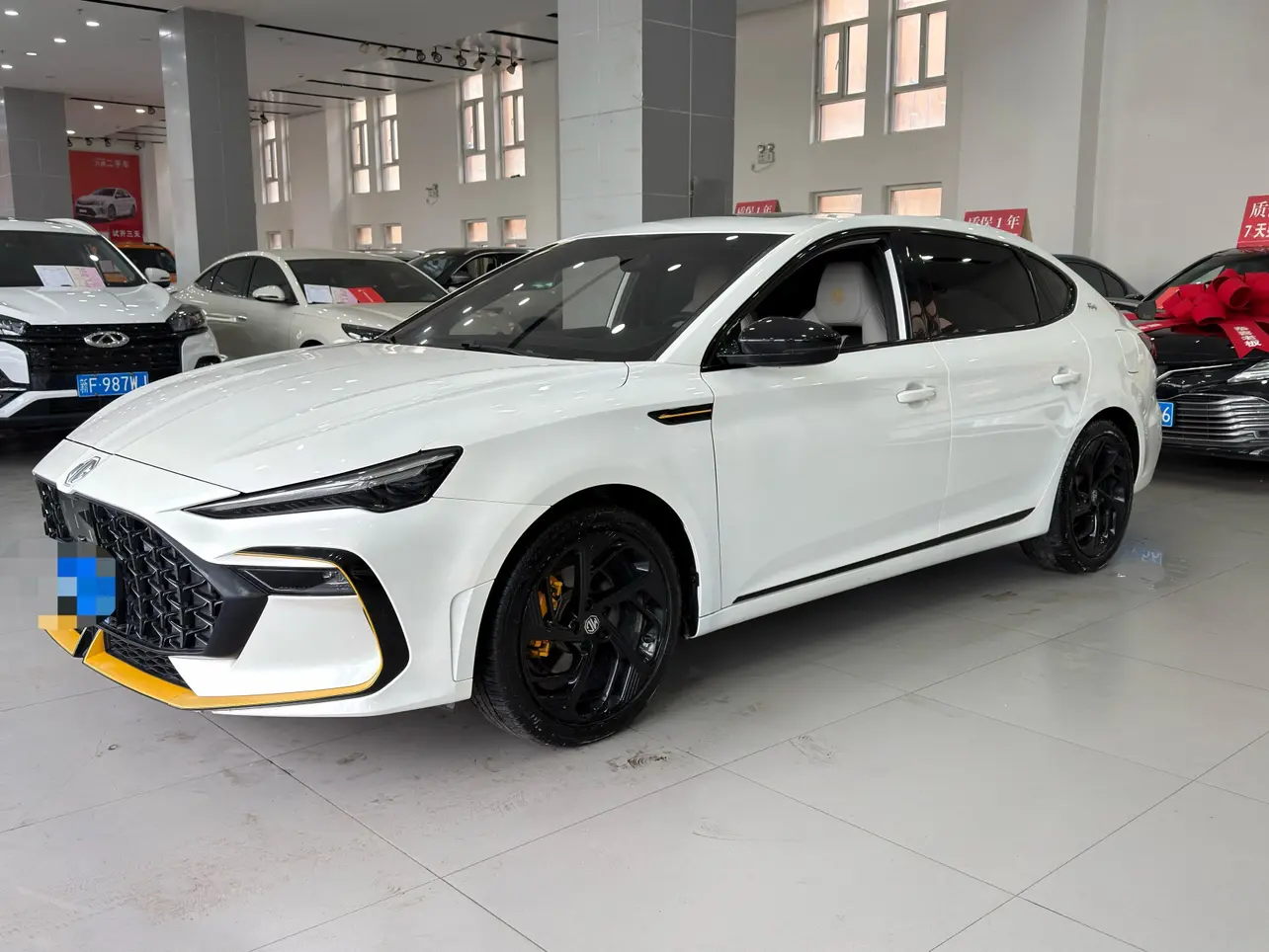 MG 6  из Китая