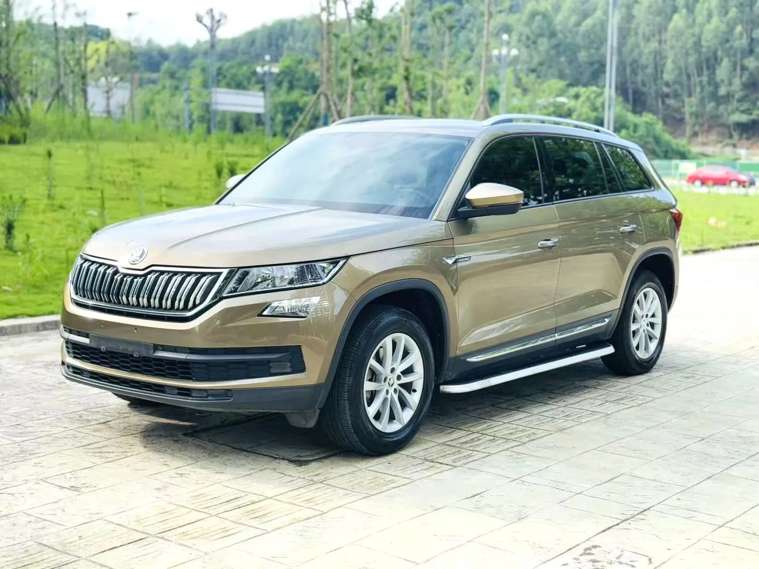Skoda Kodiaq  из Китая
