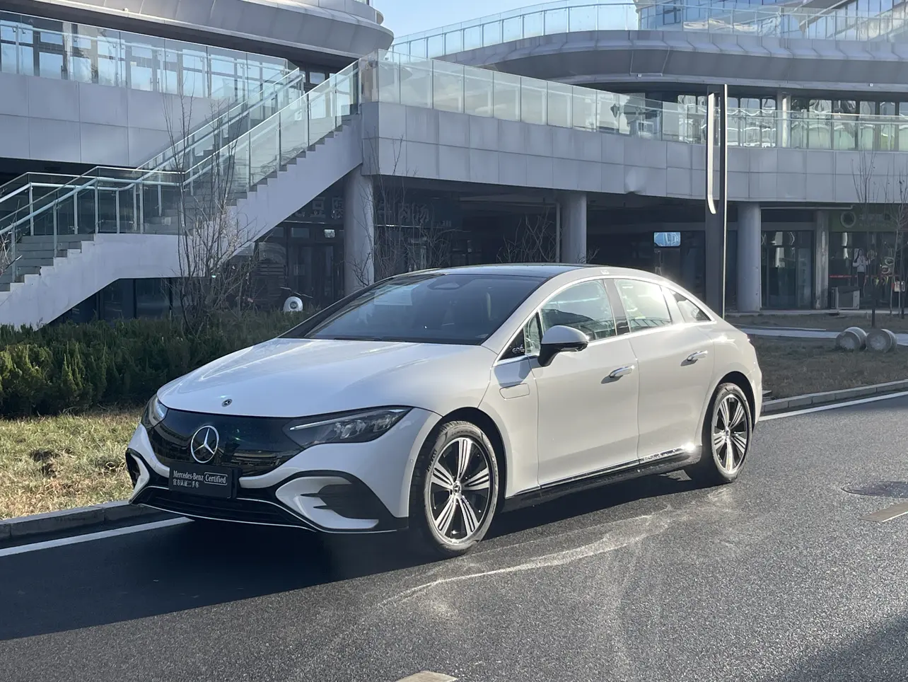 Mercedes-Benz EQE  из Китая