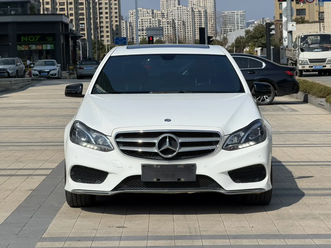 Mercedes-Benz E-Class  из Китая