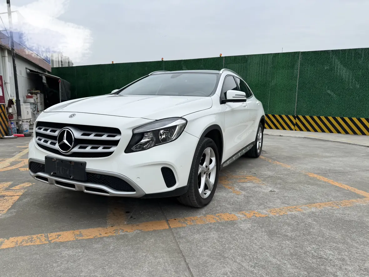 Mercedes-Benz GLA  из Китая