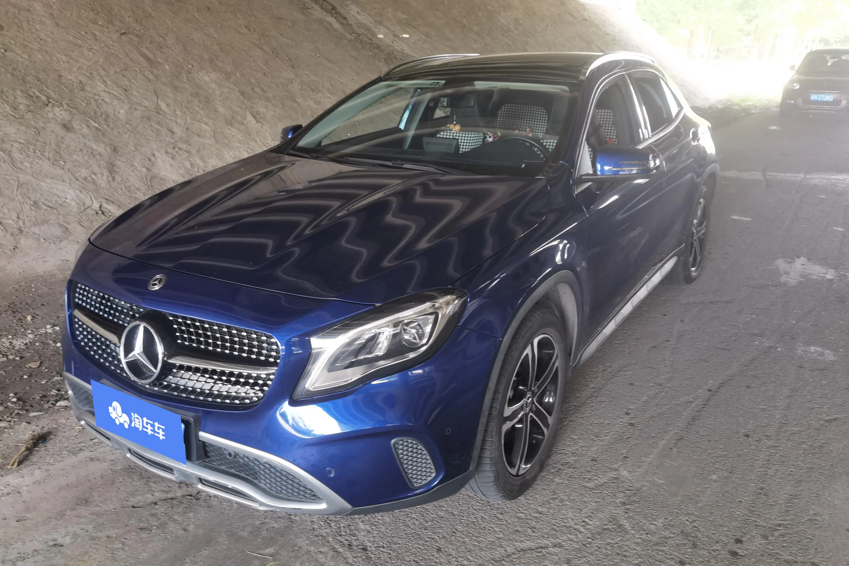 Mercedes-Benz GLA  из Китая