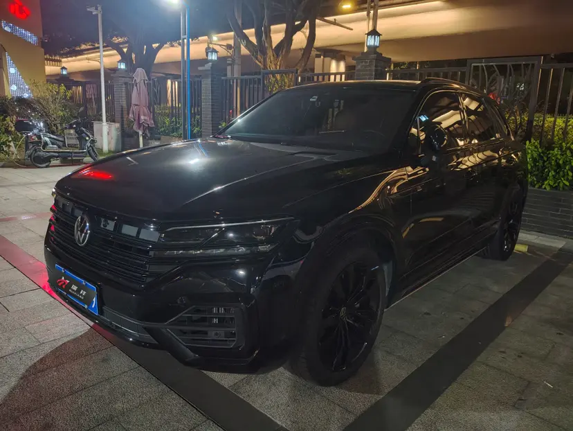 Volkswagen Touareg  из Китая