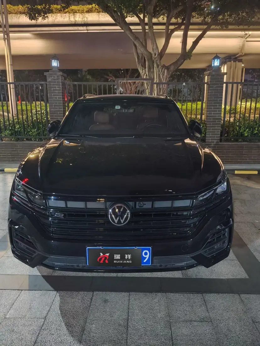 Volkswagen Touareg  из Китая