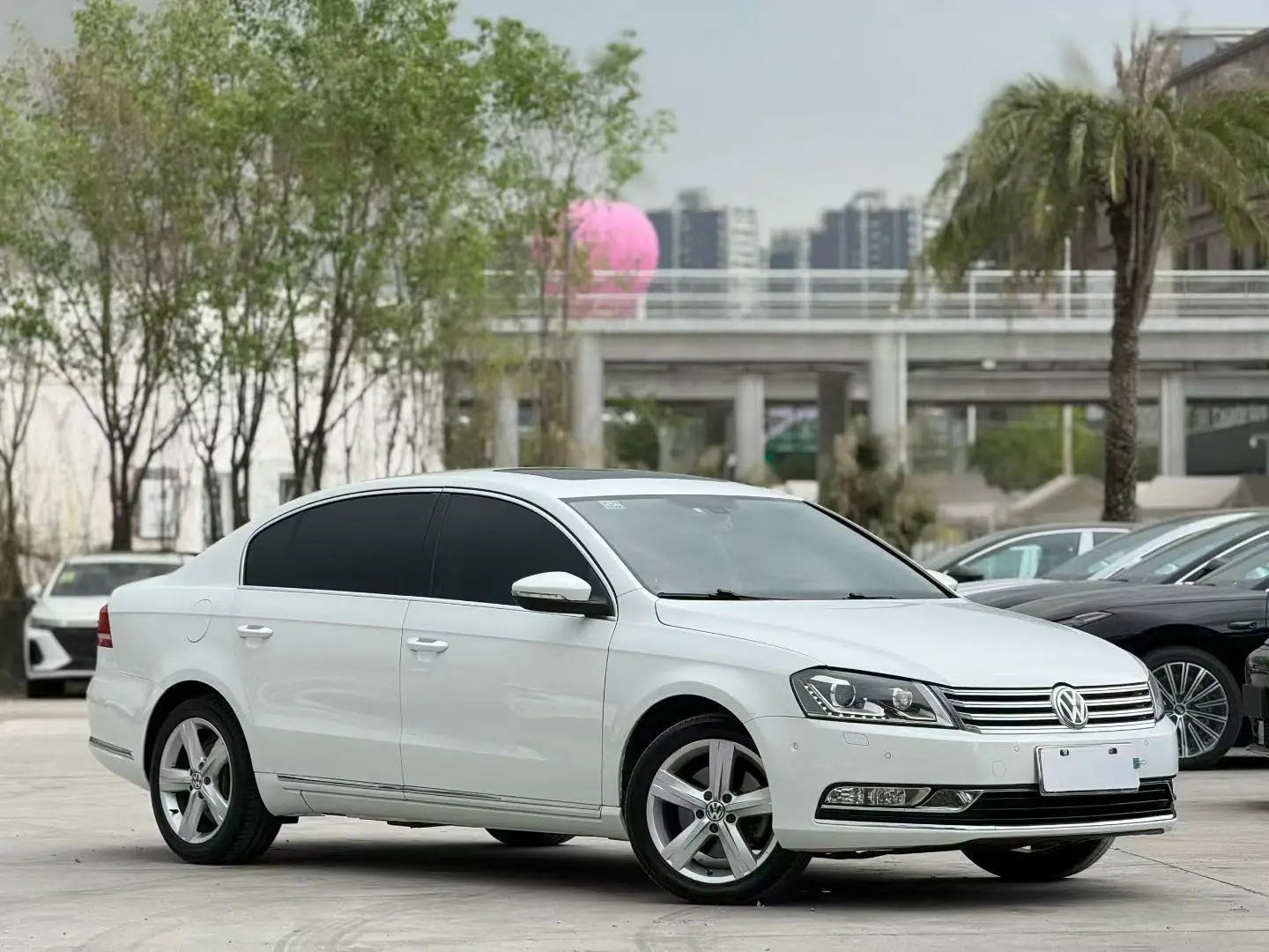 Volkswagen Magotan  из Китая