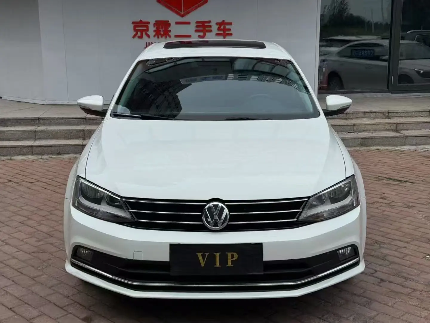 Volkswagen Sagitar  из Китая