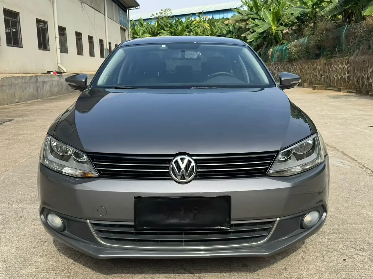 Volkswagen Sagitar  из Китая