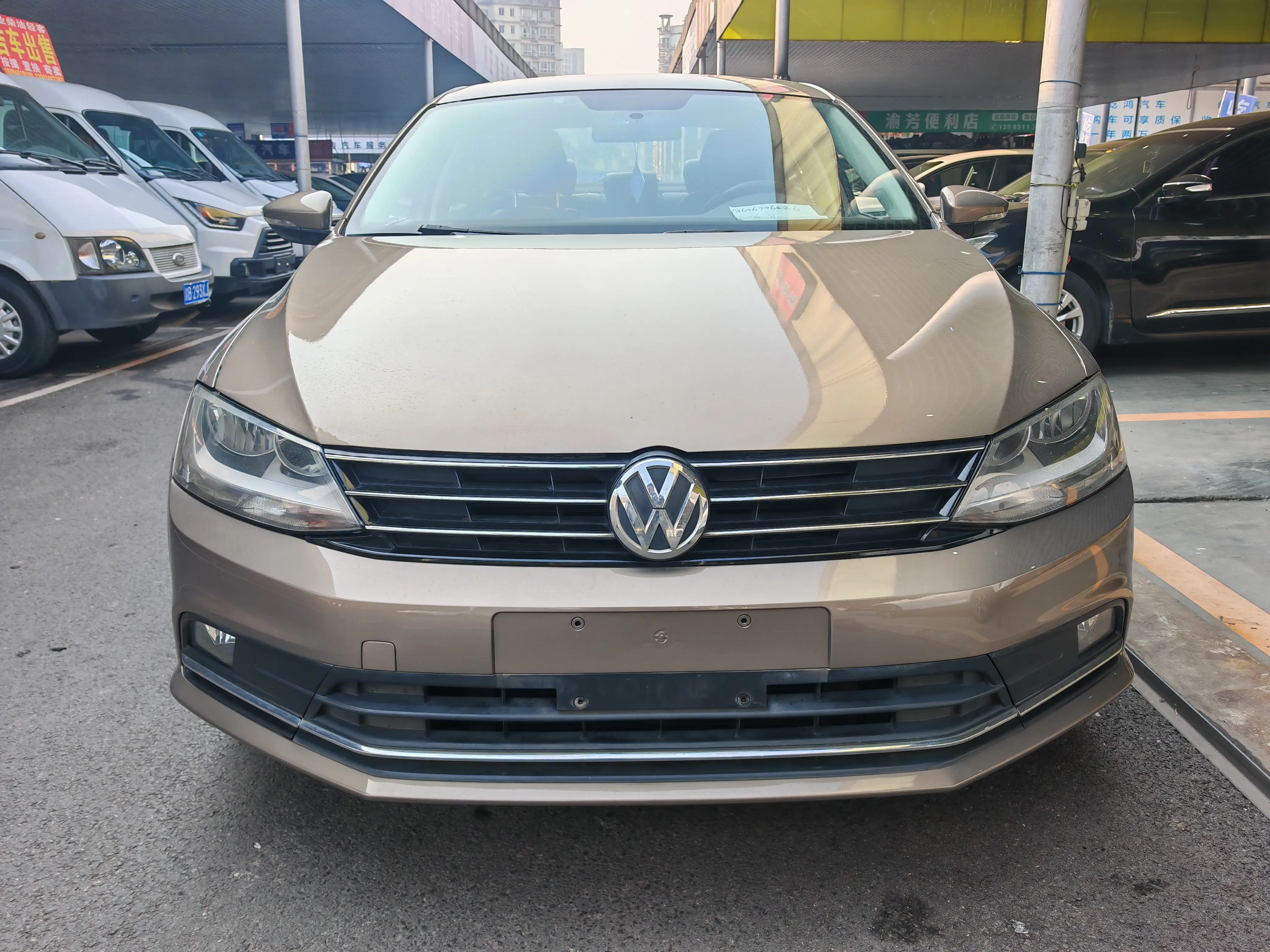 Volkswagen Sagitar  из Китая