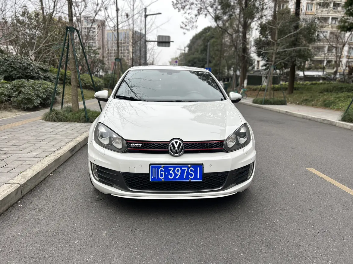 Volkswagen Golf GTI  из Китая