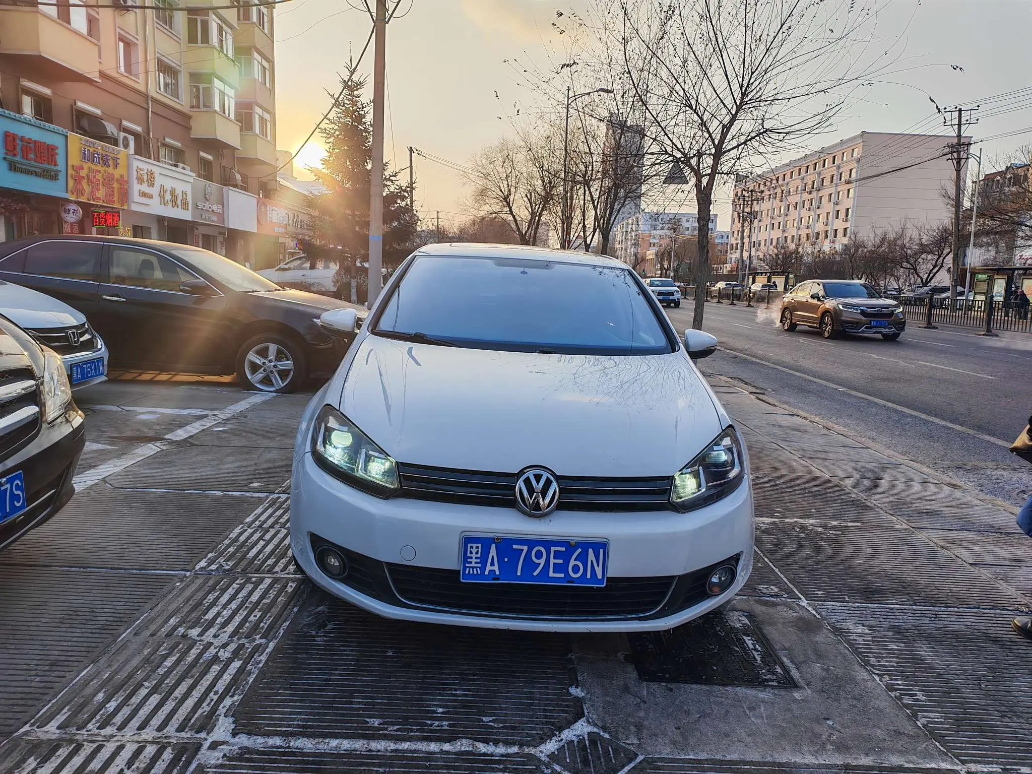 Volkswagen Golf  из Китая