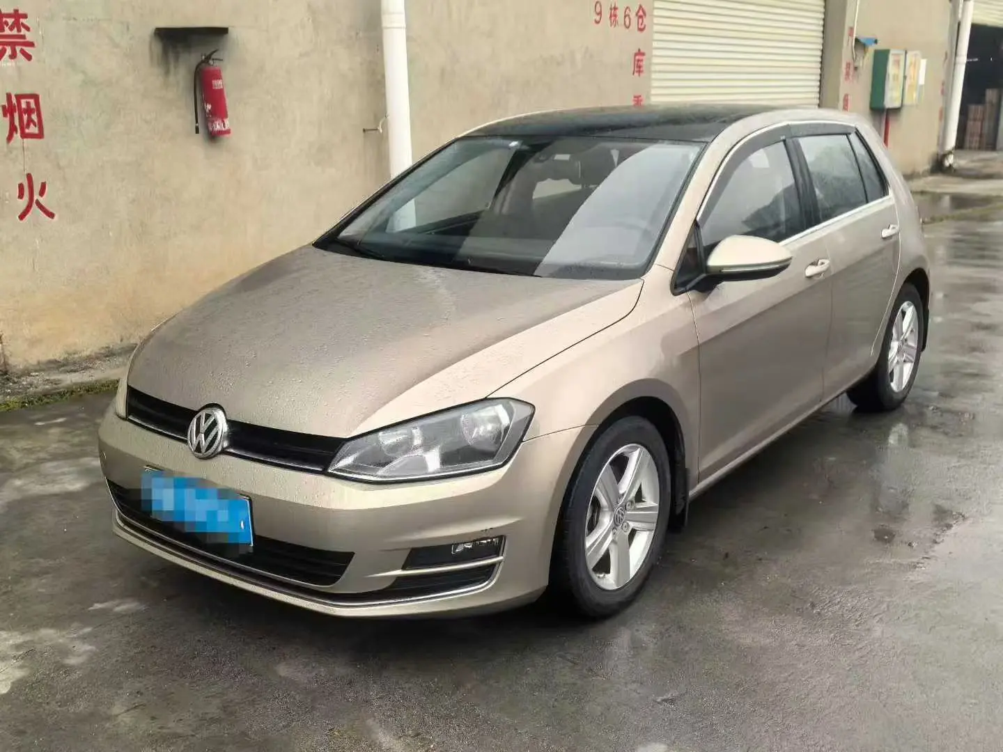 Volkswagen Golf  из Китая