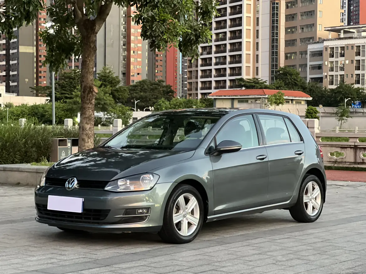 Volkswagen Golf  из Китая