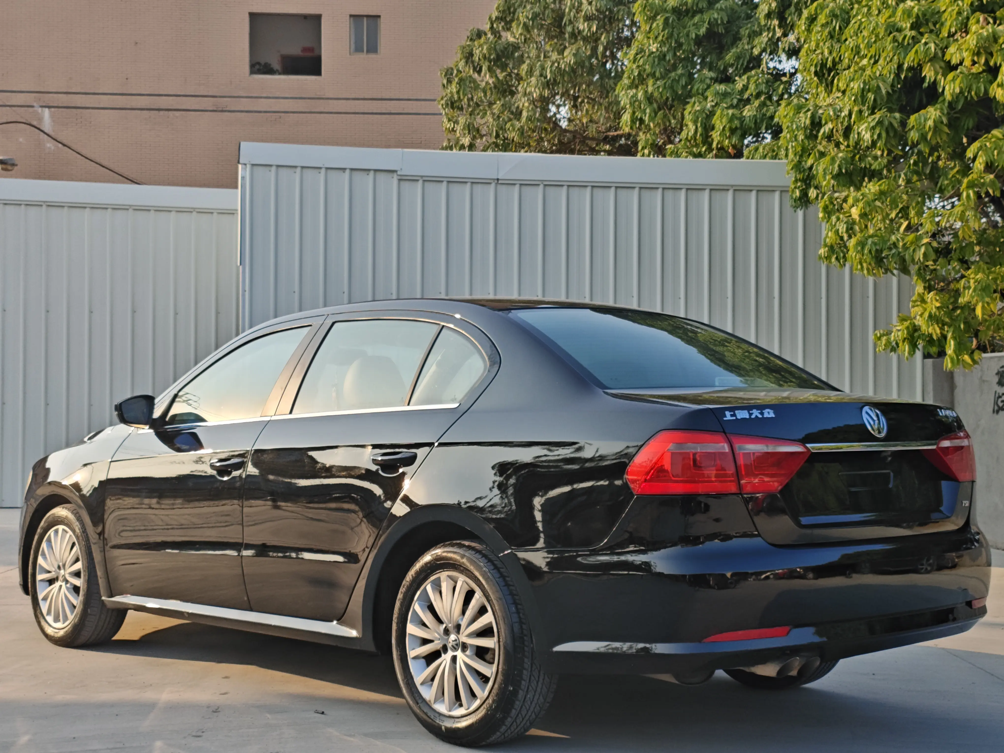 Volkswagen Lavida  из Китая