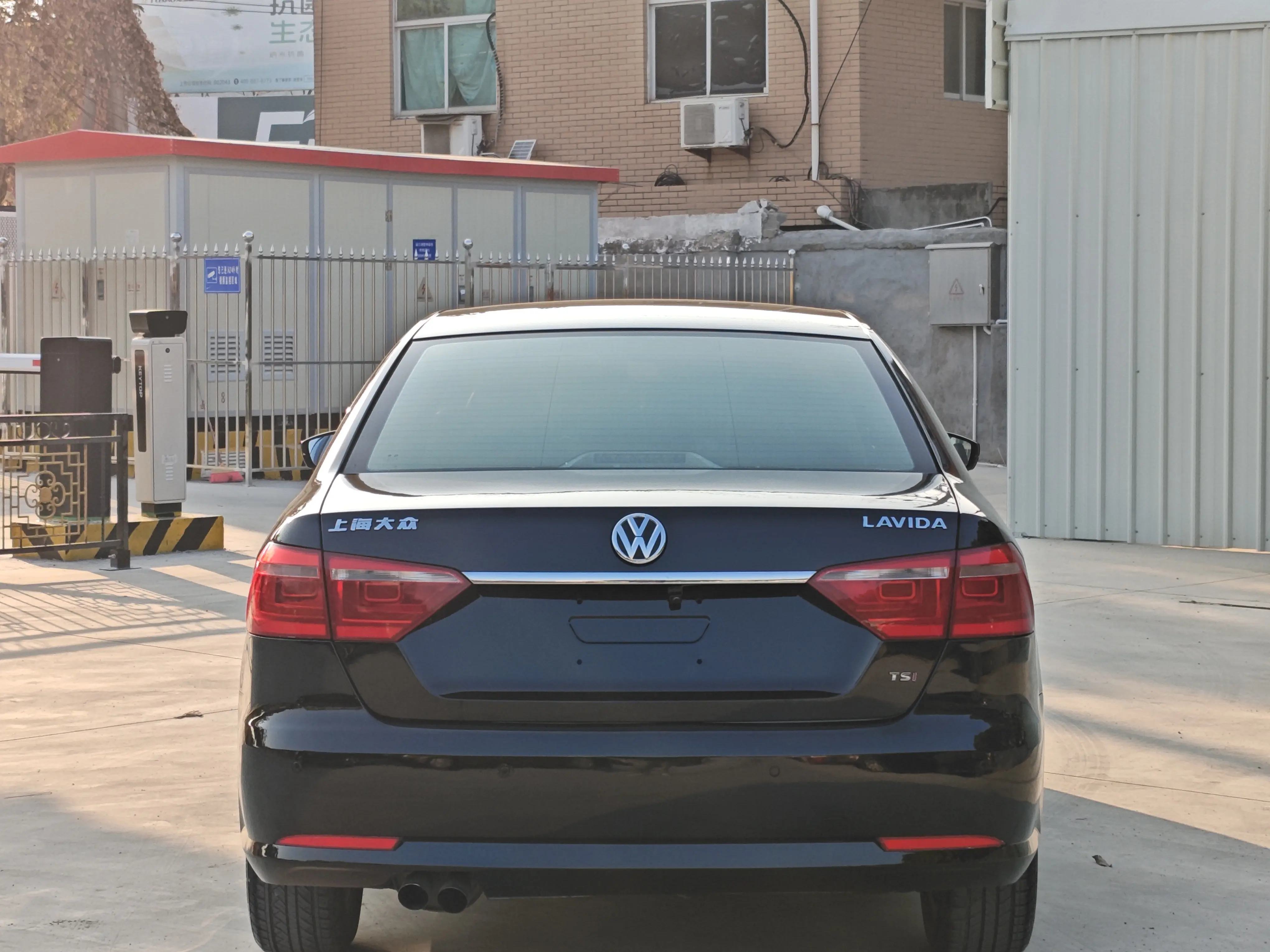 Volkswagen Lavida  из Китая