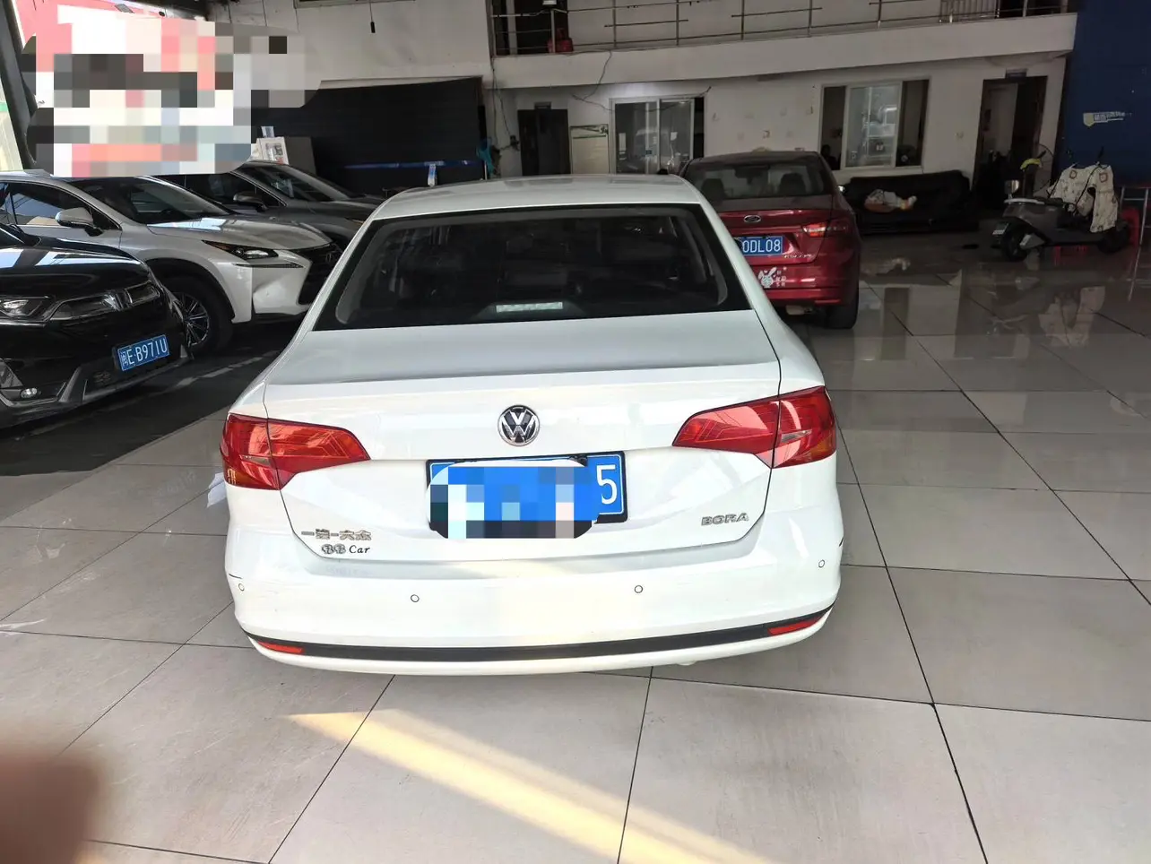 Volkswagen Bora  из Китая