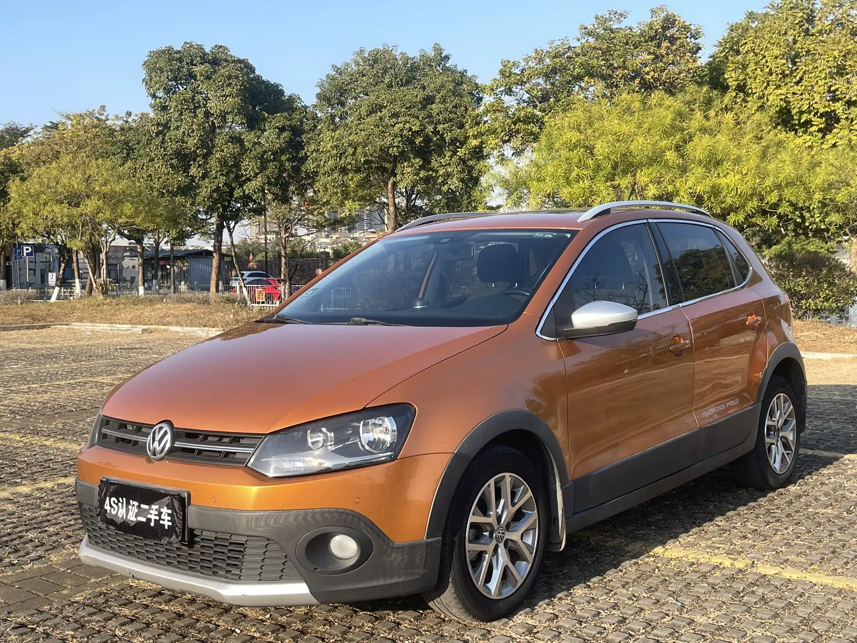 Volkswagen Polo  из Китая