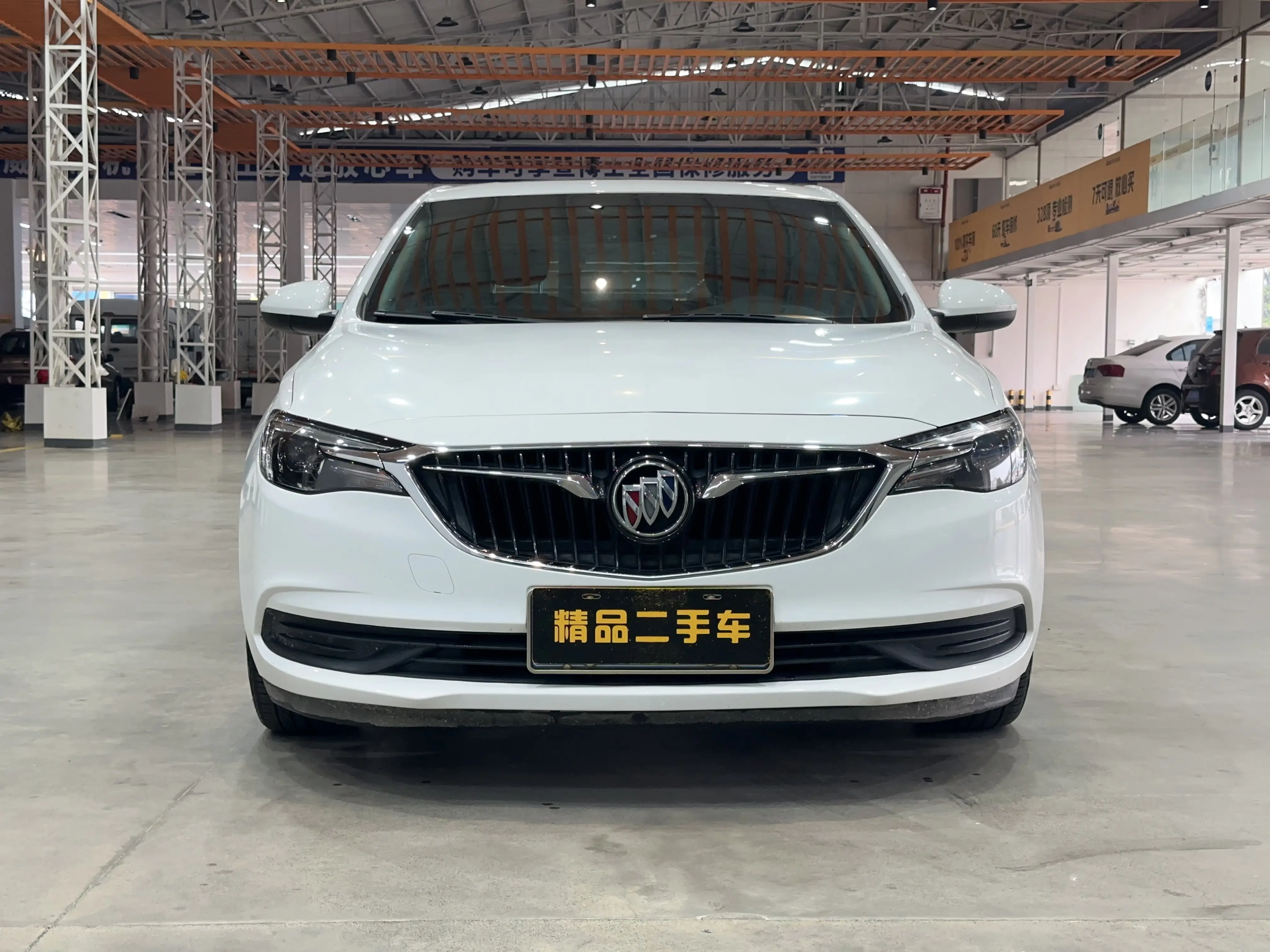 Buick Yinglang  из Китая